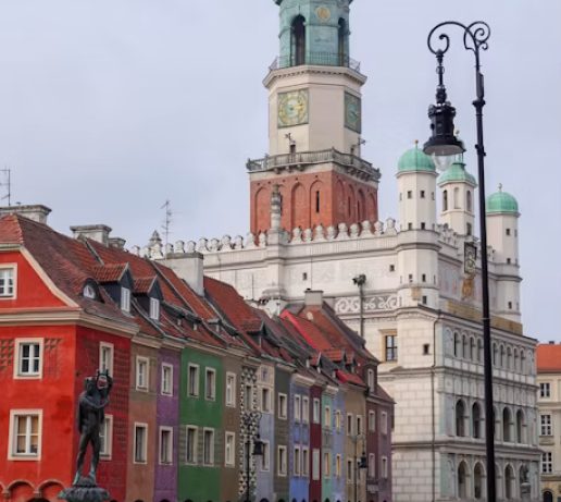 Domki budnicze i ratusz na Starym Rynku w Poznaniu